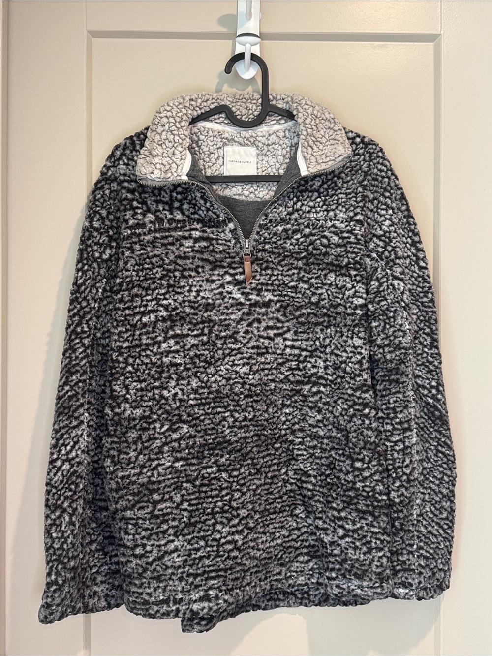 Thread & Supply Women’s Sherpa Quarter Zip Pullover - Black & White